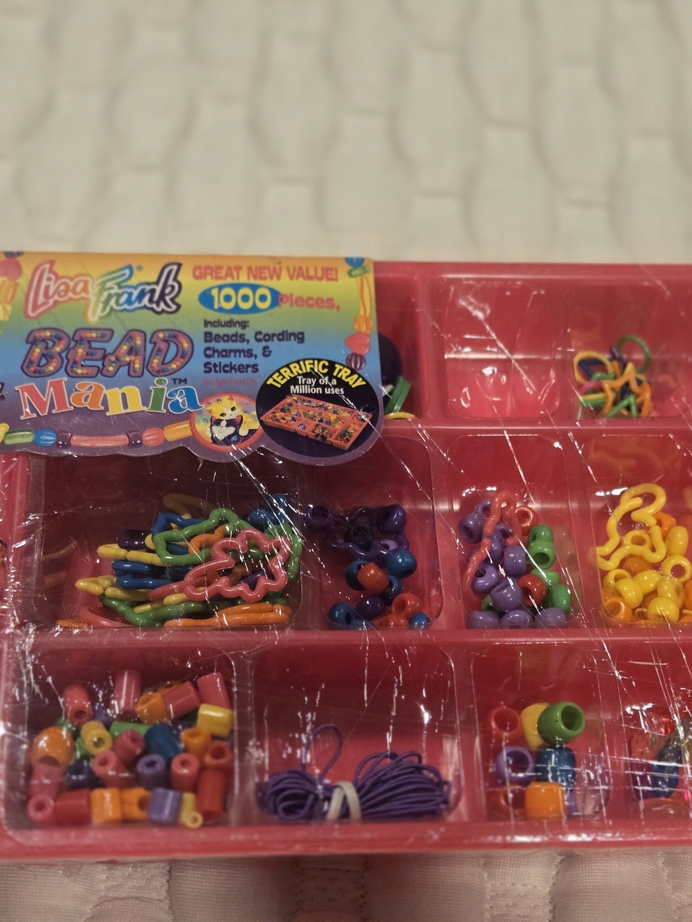 Lisa Frank Bead Mania Beading Cording Charms Assorted Colors Vintage Collectable